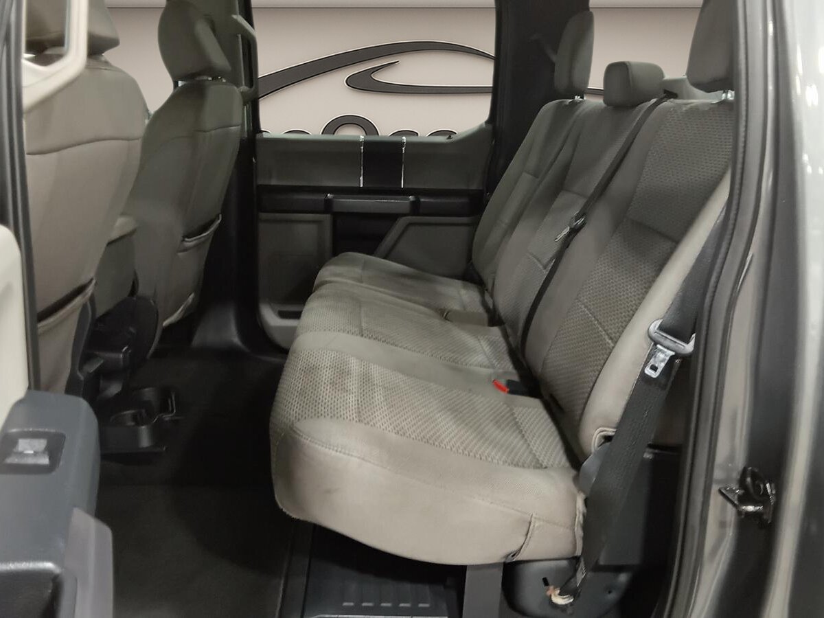 2022 Ford F-350 - Image 7