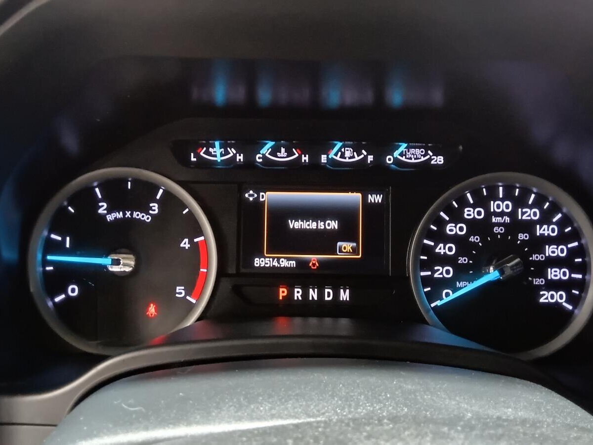 2022 Ford F-350 - Image 18