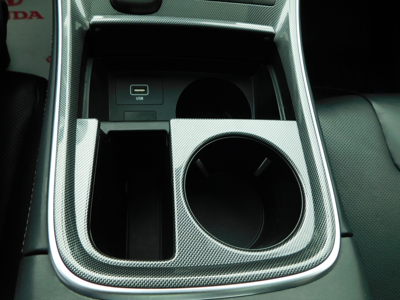 2022 Hyundai Santa Fe - Image 22