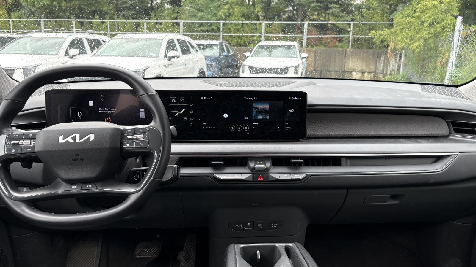 2024 Kia EV9 - Image 9