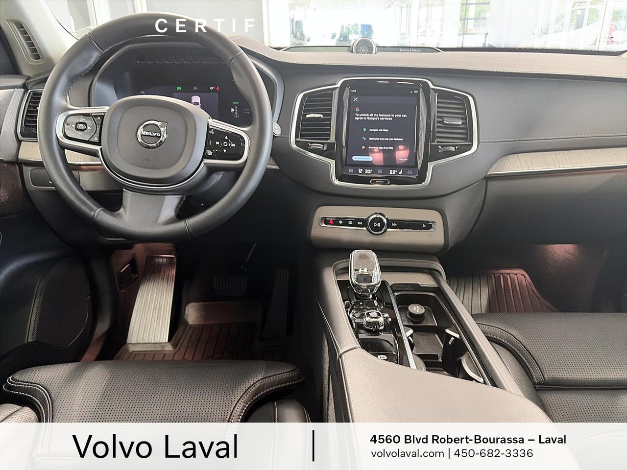 2025 Volvo XC90 Plug-In Hybrid - Image 11