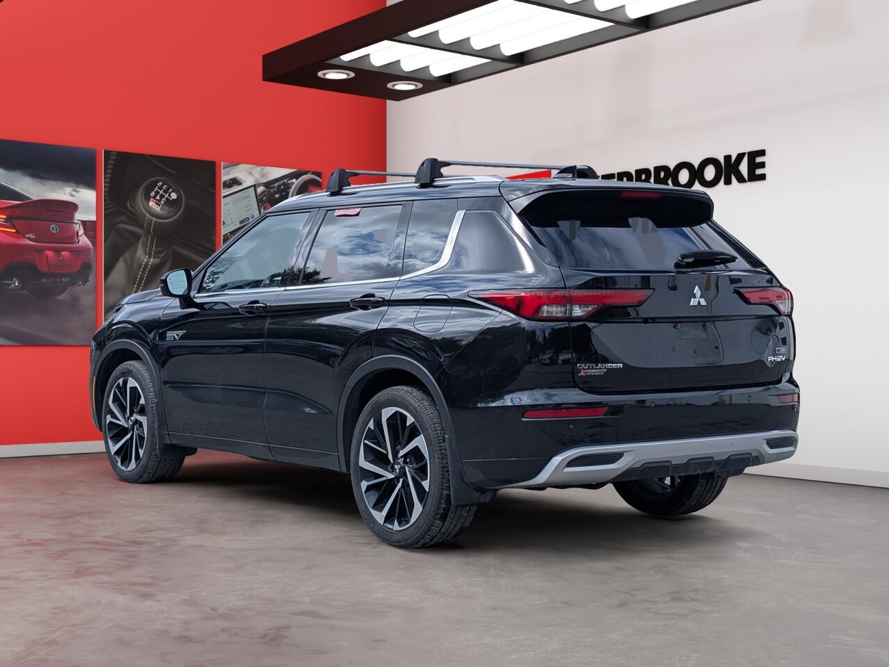2023 Mitsubishi Outlander PHEV - Image 5