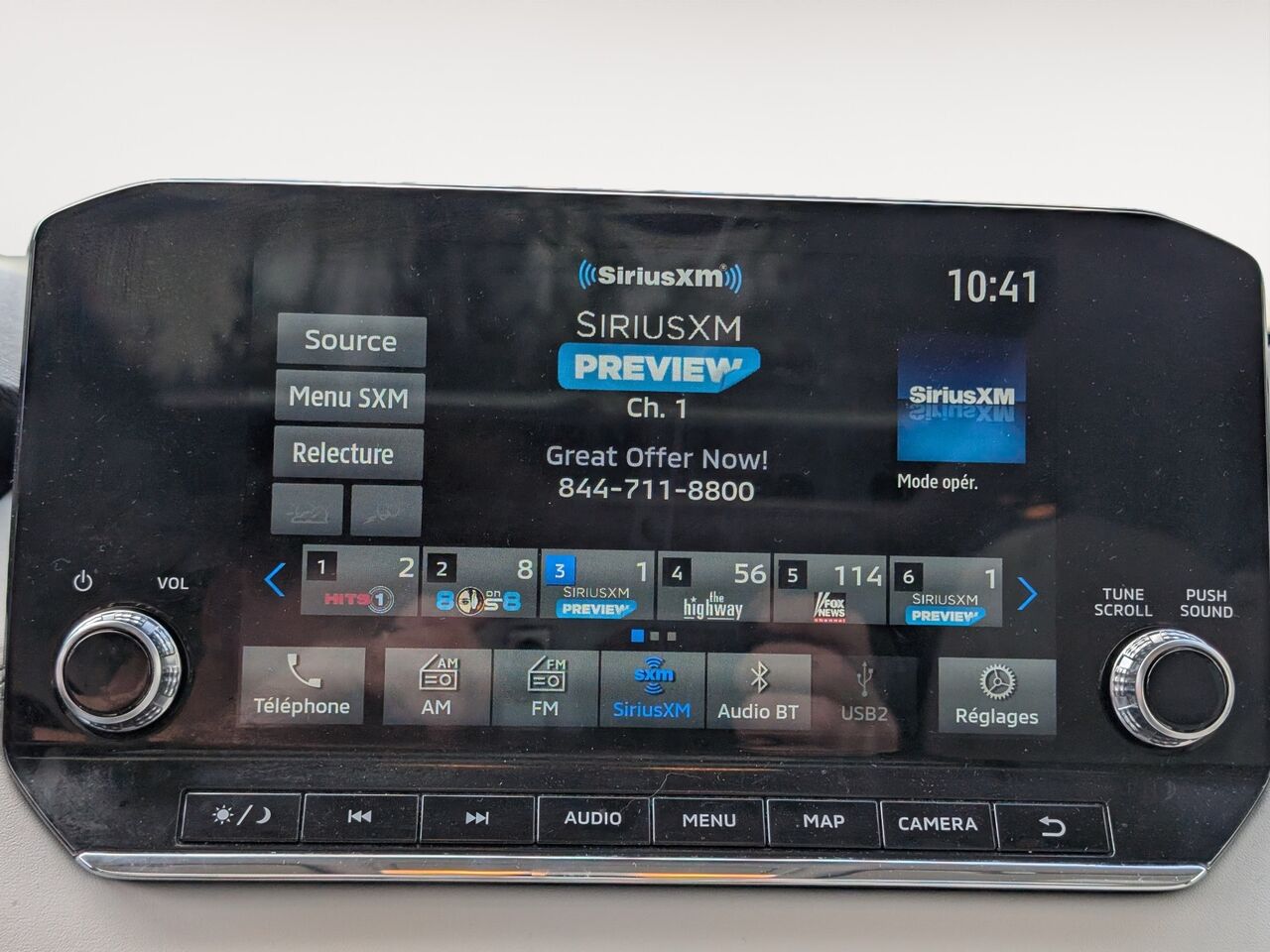 2023 Mitsubishi Outlander PHEV - Image 10
