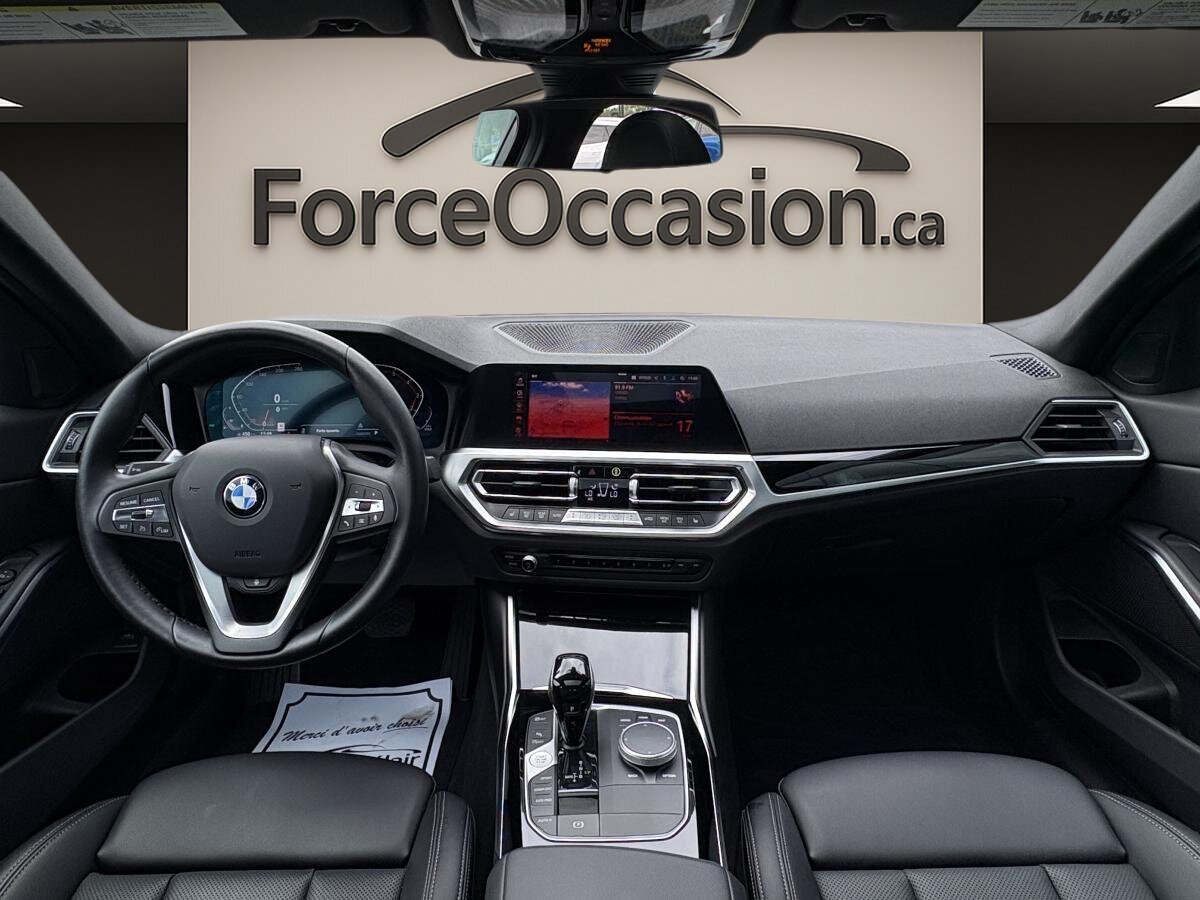 2022 BMW 330i - Image 5