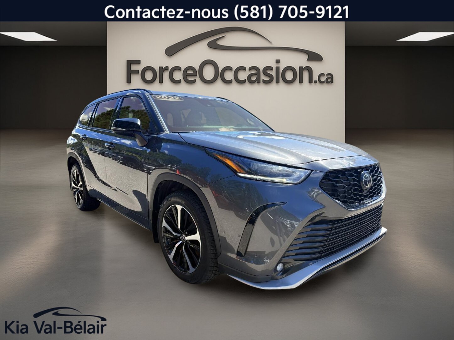 2022 Toyota Highlander - Image 3