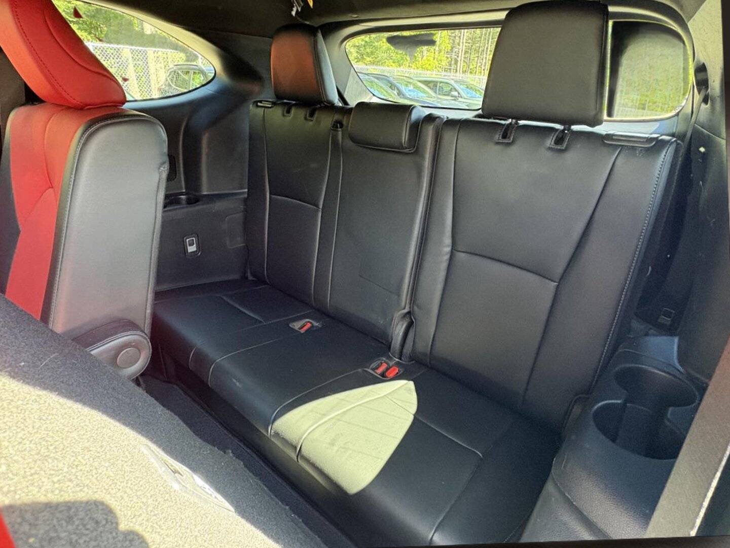2022 Toyota Highlander - Image 8