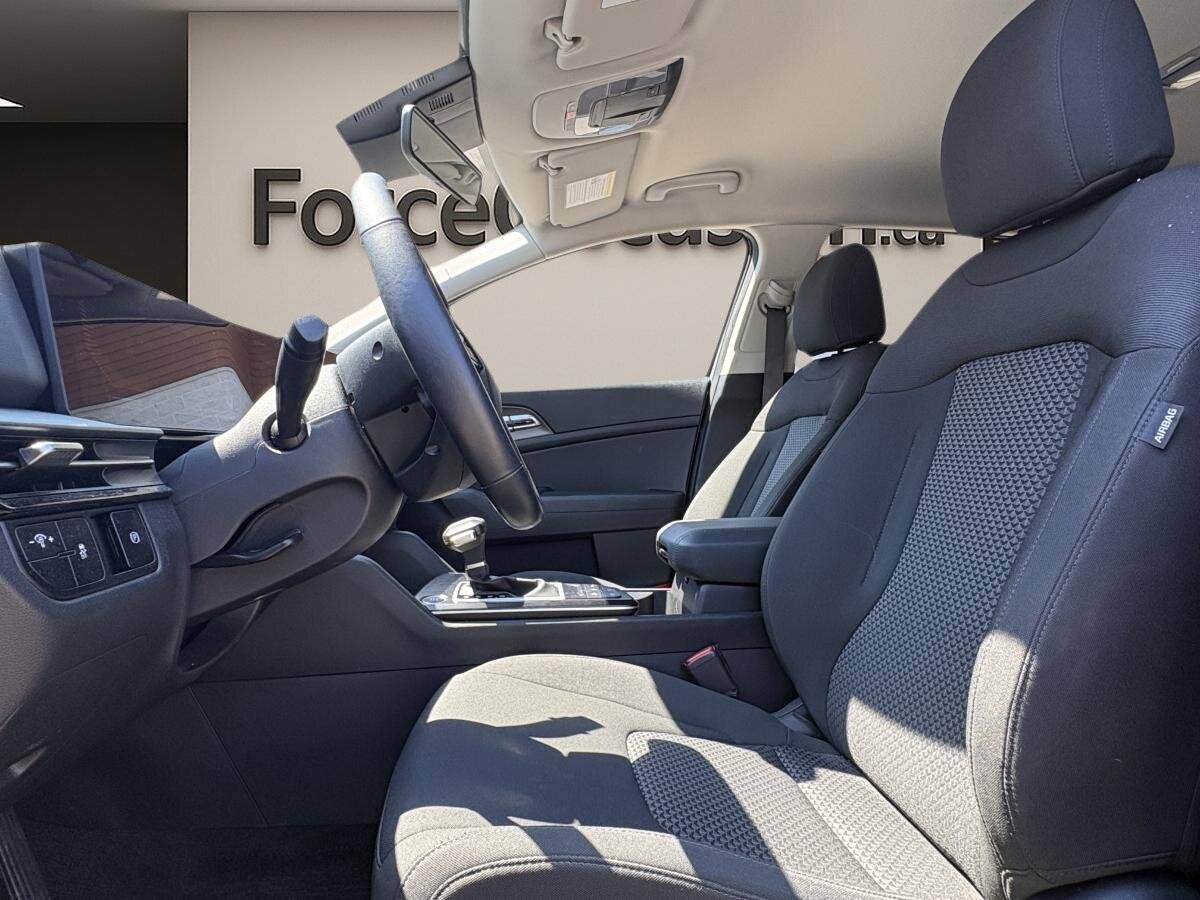 2026 Kia Sportage - Image 5