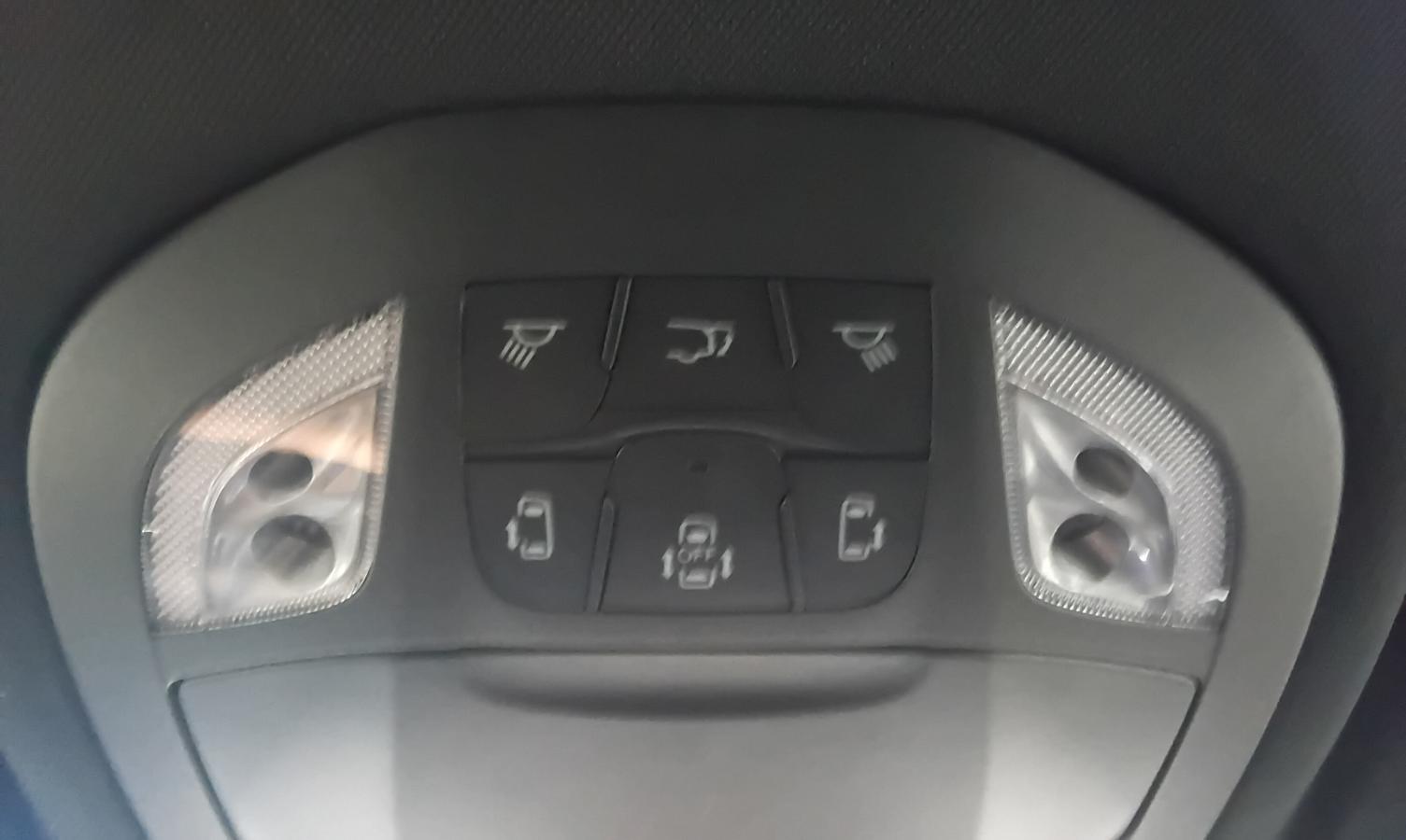 2025 Chrysler Pacifica - Image 22