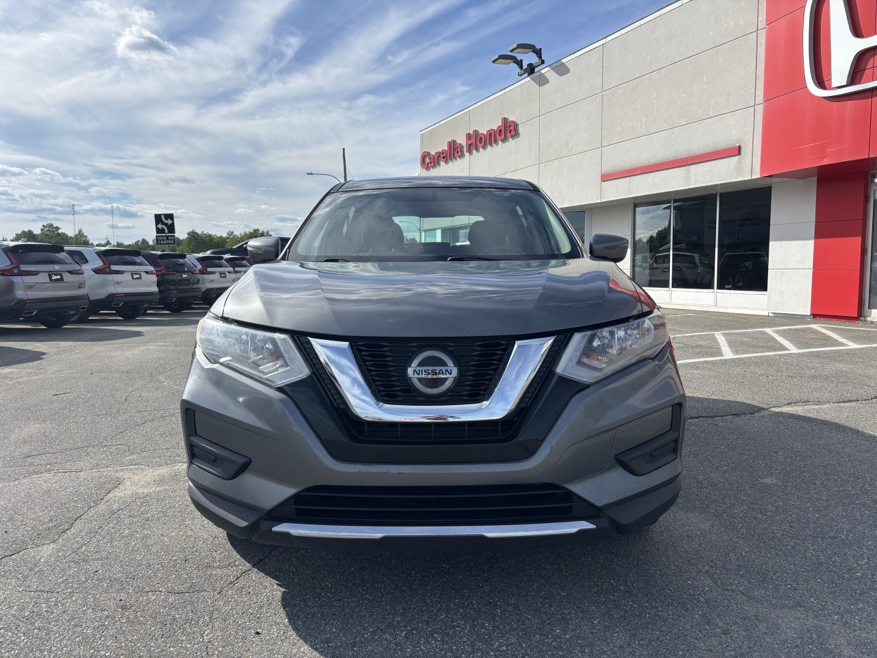 2019 Nissan Rogue - Image 2