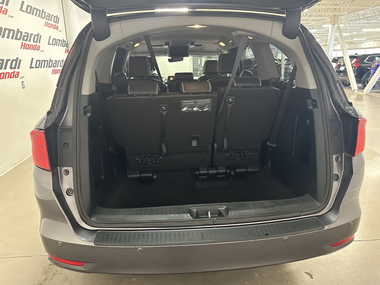 2023 Honda Odyssey - Image 22