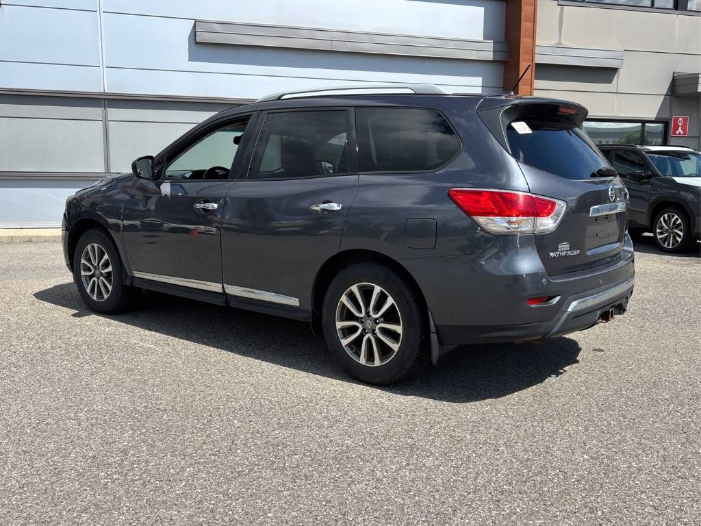 2014 Nissan Pathfinder - Image 3