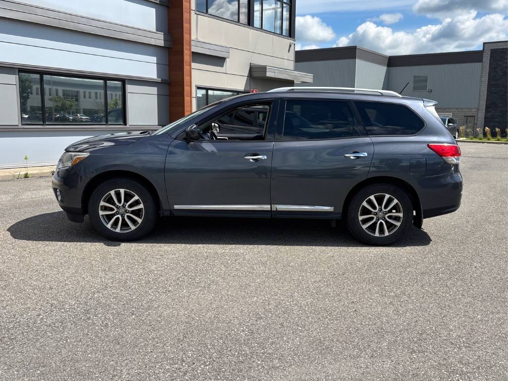 2014 Nissan Pathfinder - Image 7