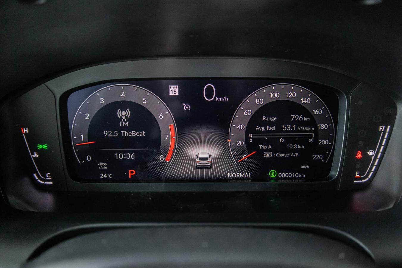 2026 Acura ADX - Image 18