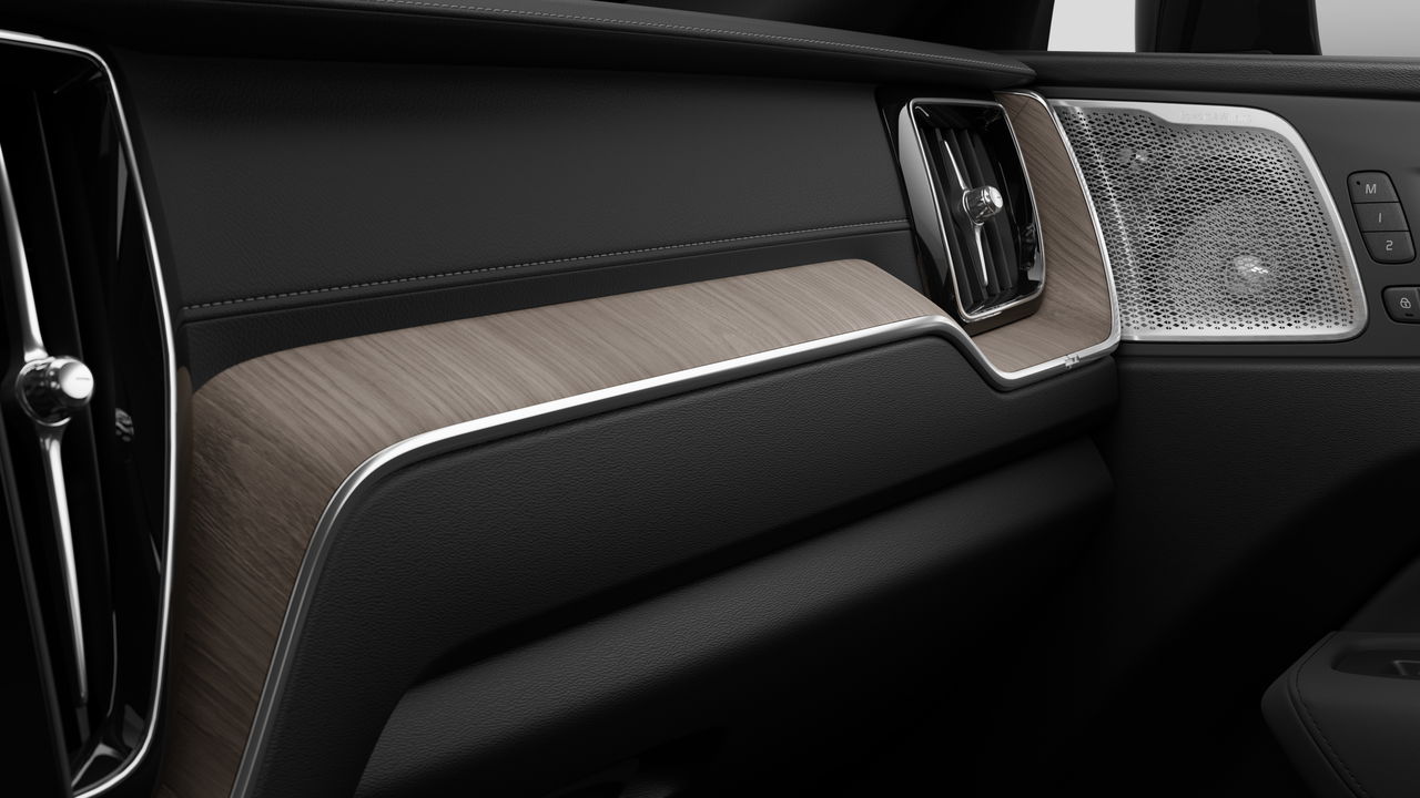 2027 Volvo XC60 Plug-in hybrid - Image 9