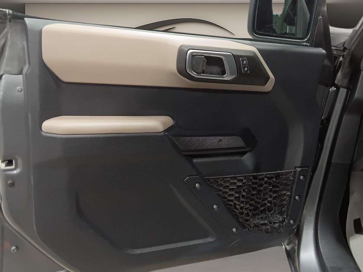 2022 Ford Bronco - Image 21