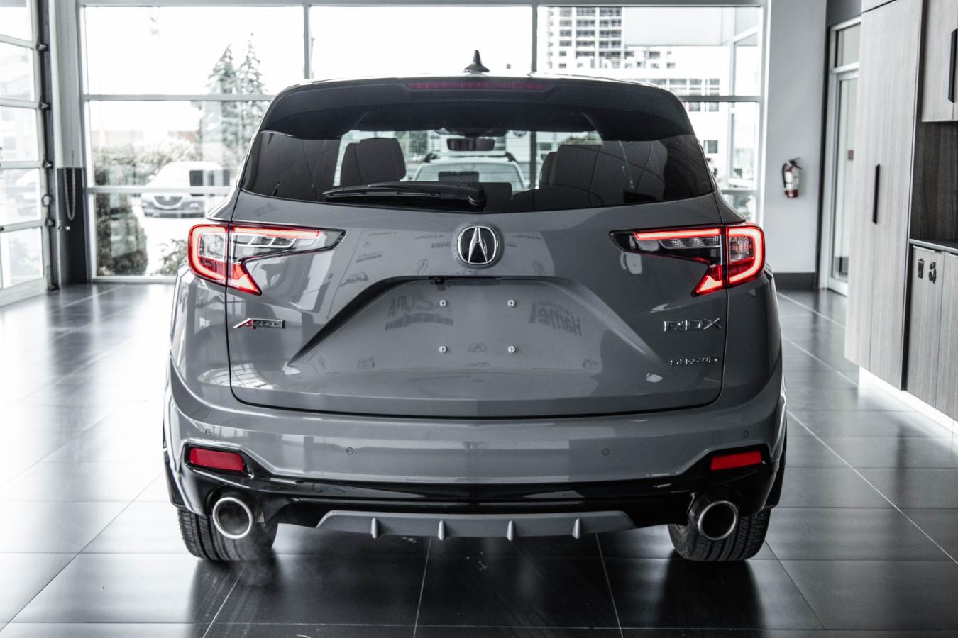 2025 Acura RDX - Image 8