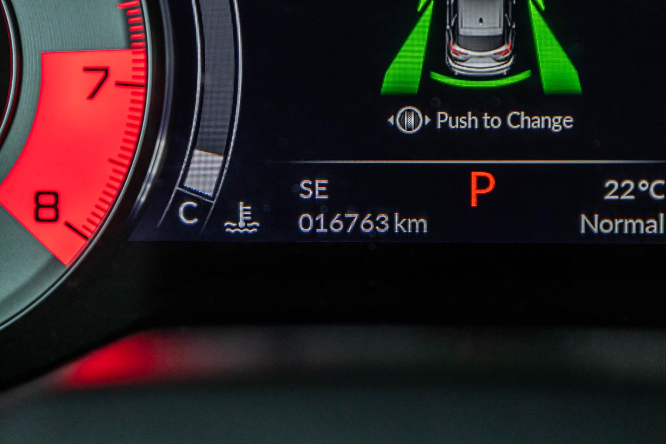 2025 Acura RDX - Image 20