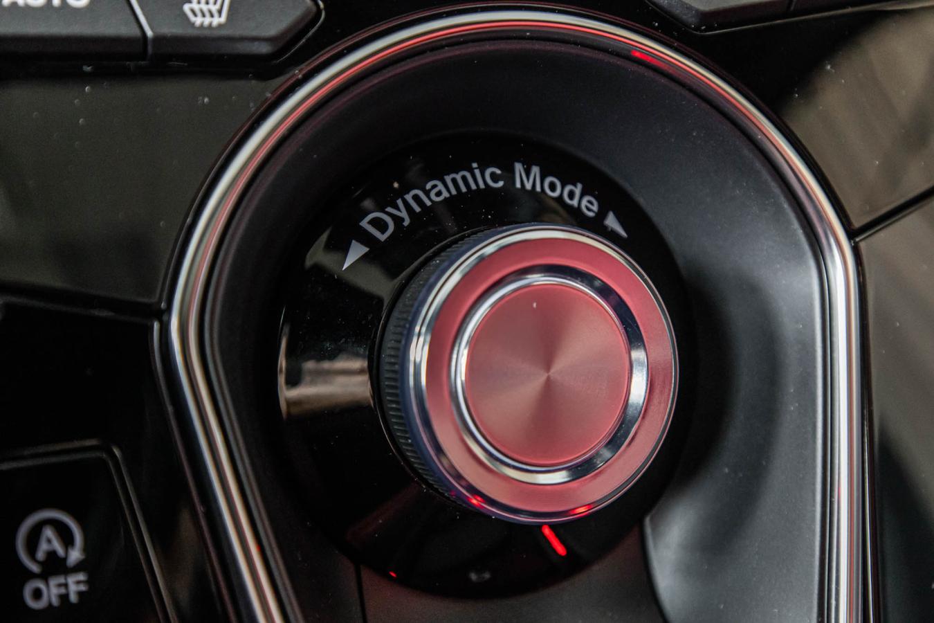 2025 Acura RDX - Image 27