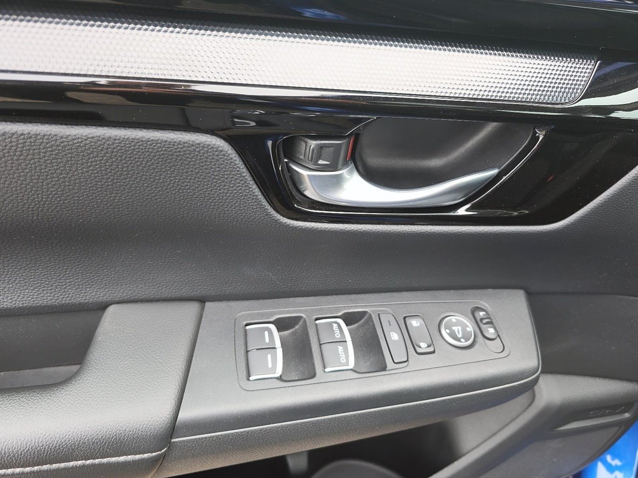 2024 Honda CR-V - Image 10