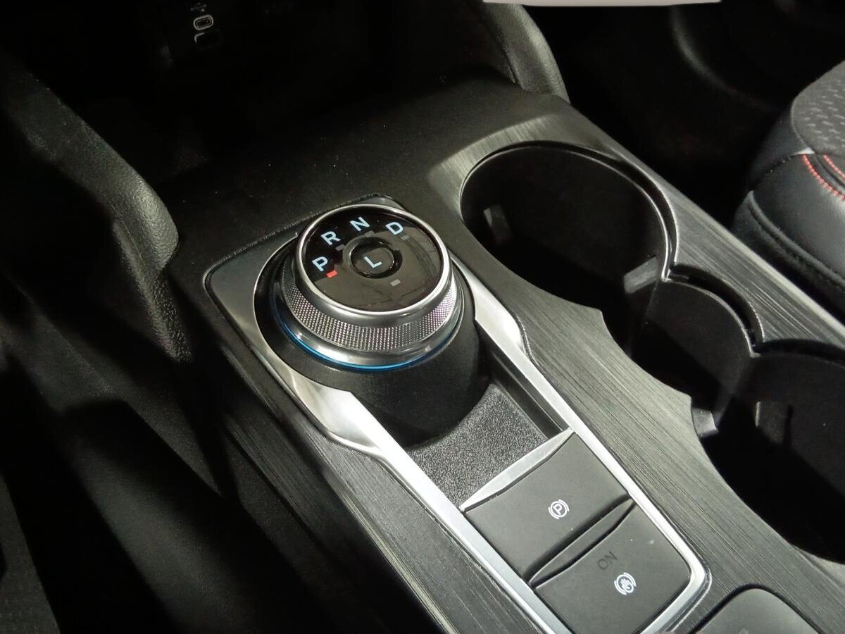 2024 Ford Escape - Image 19