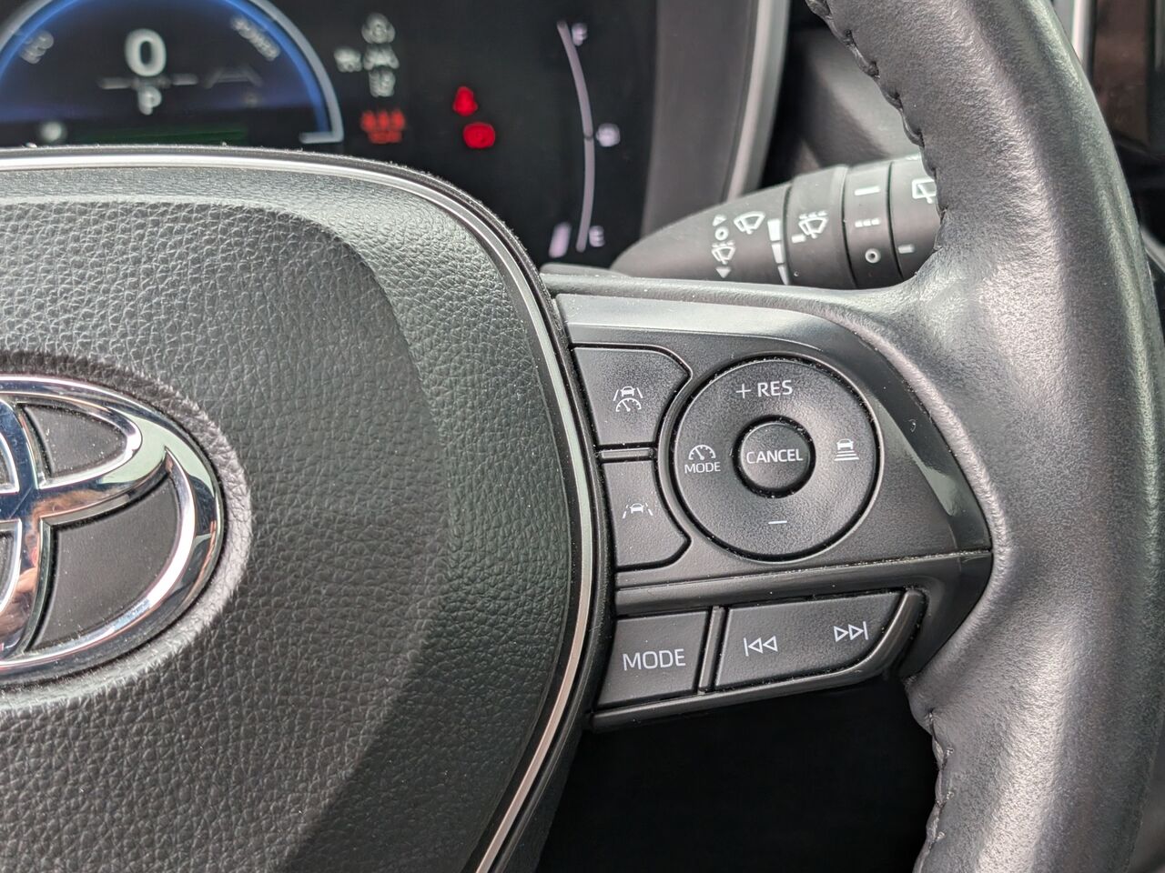 2024 Toyota Corolla Cross - Image 14