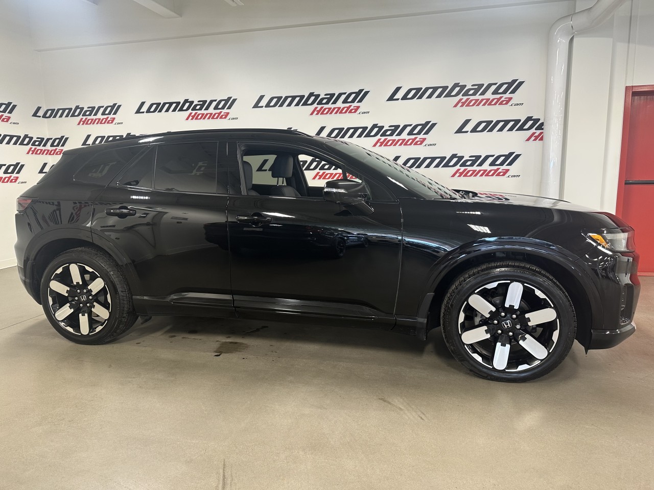 2024 Honda Prologue - Image 8