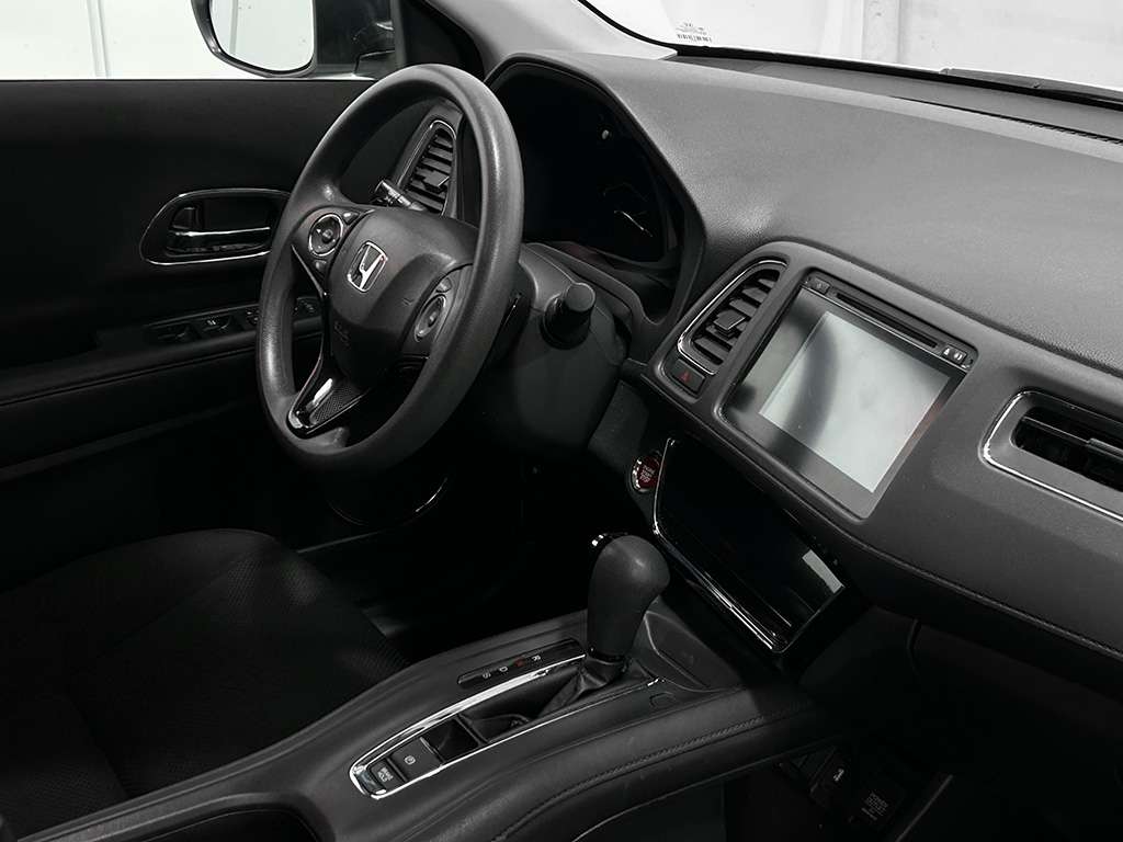 2018 Honda HR-V - Image 19