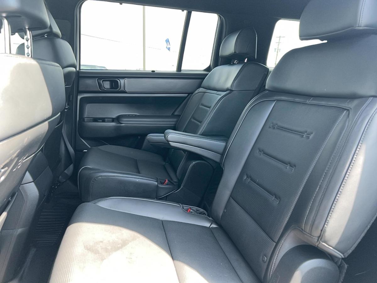 2024 Hyundai Santa Fe - Image 18