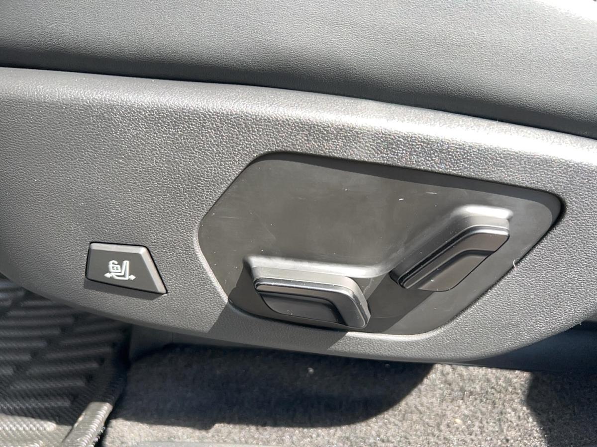 2024 Hyundai Santa Fe - Image 19