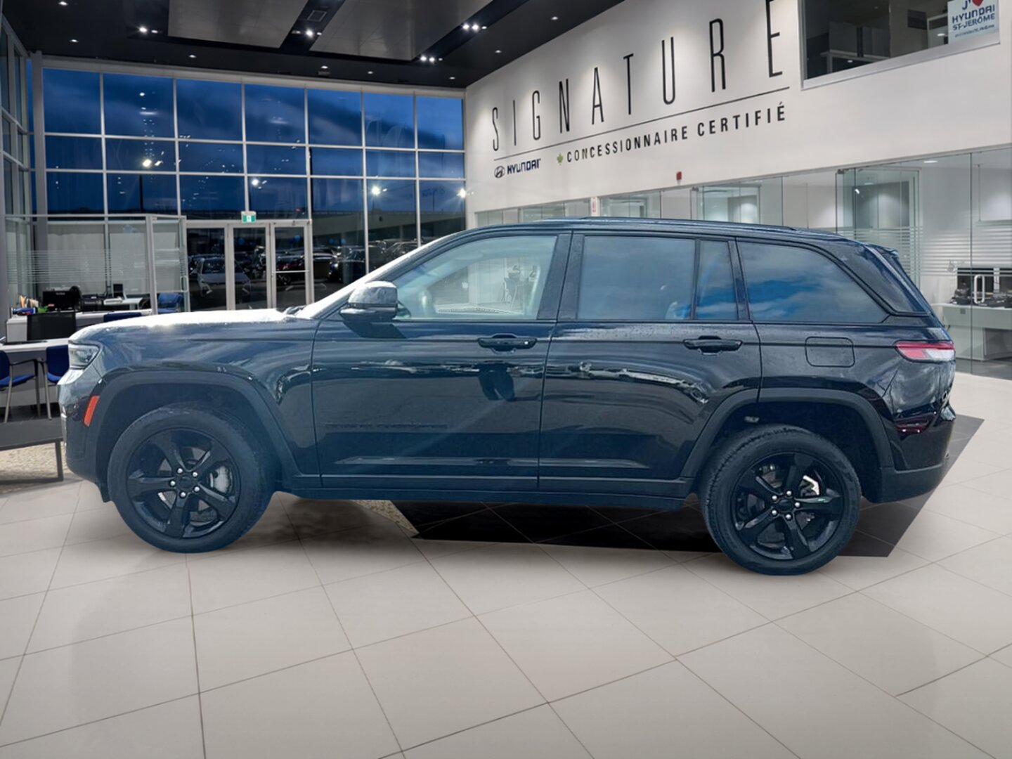2023 Jeep Grand Cherokee - Image 8
