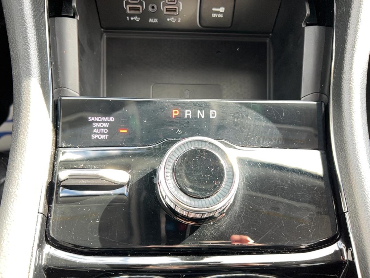 2023 Jeep Grand Cherokee - Image 30