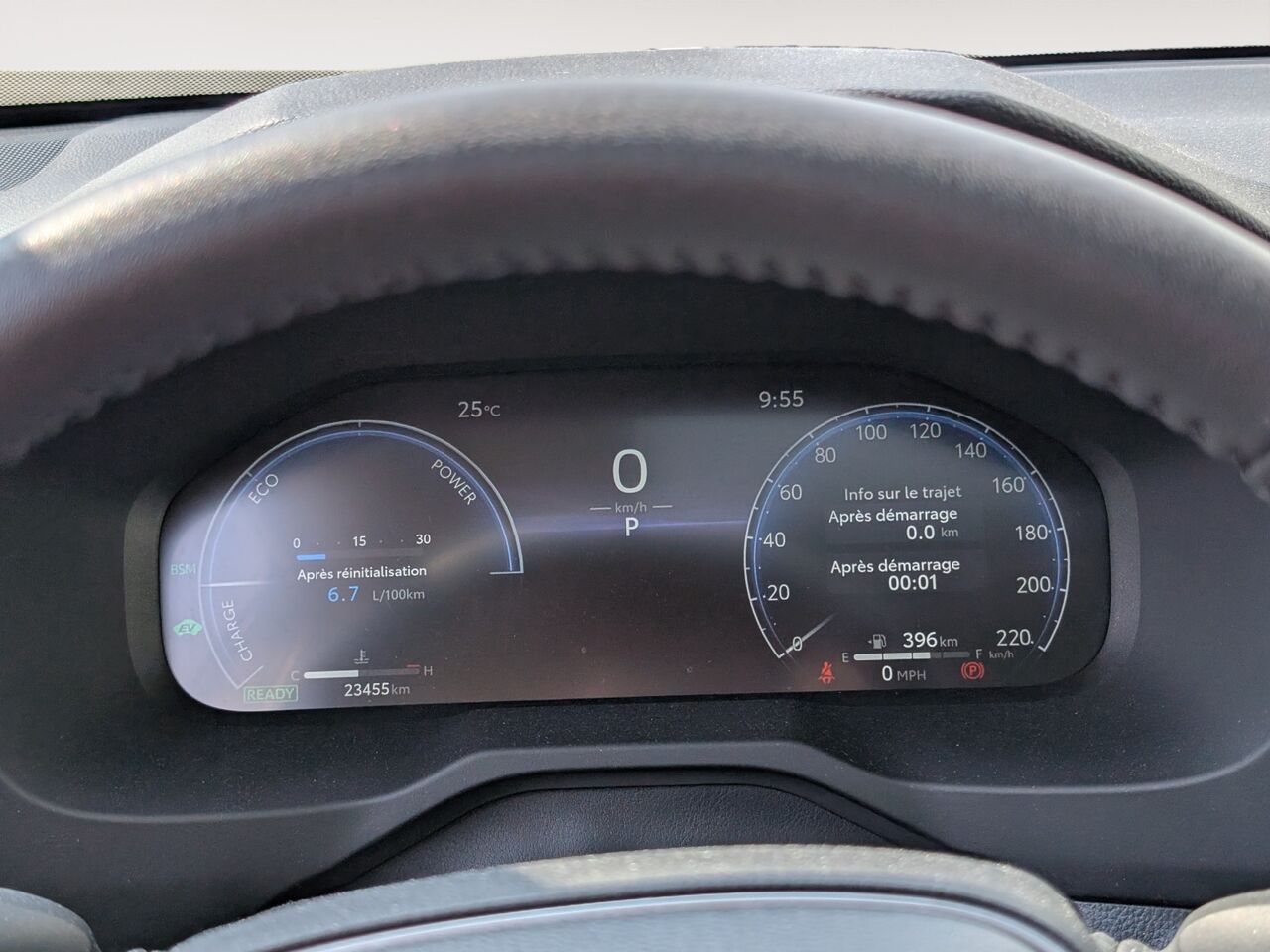 2024 Toyota RAV4 Hybride - Image 12
