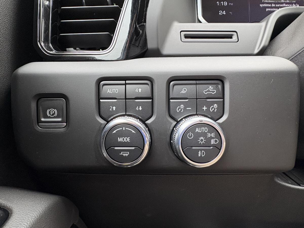 2022 GMC Sierra 1500 - Image 23