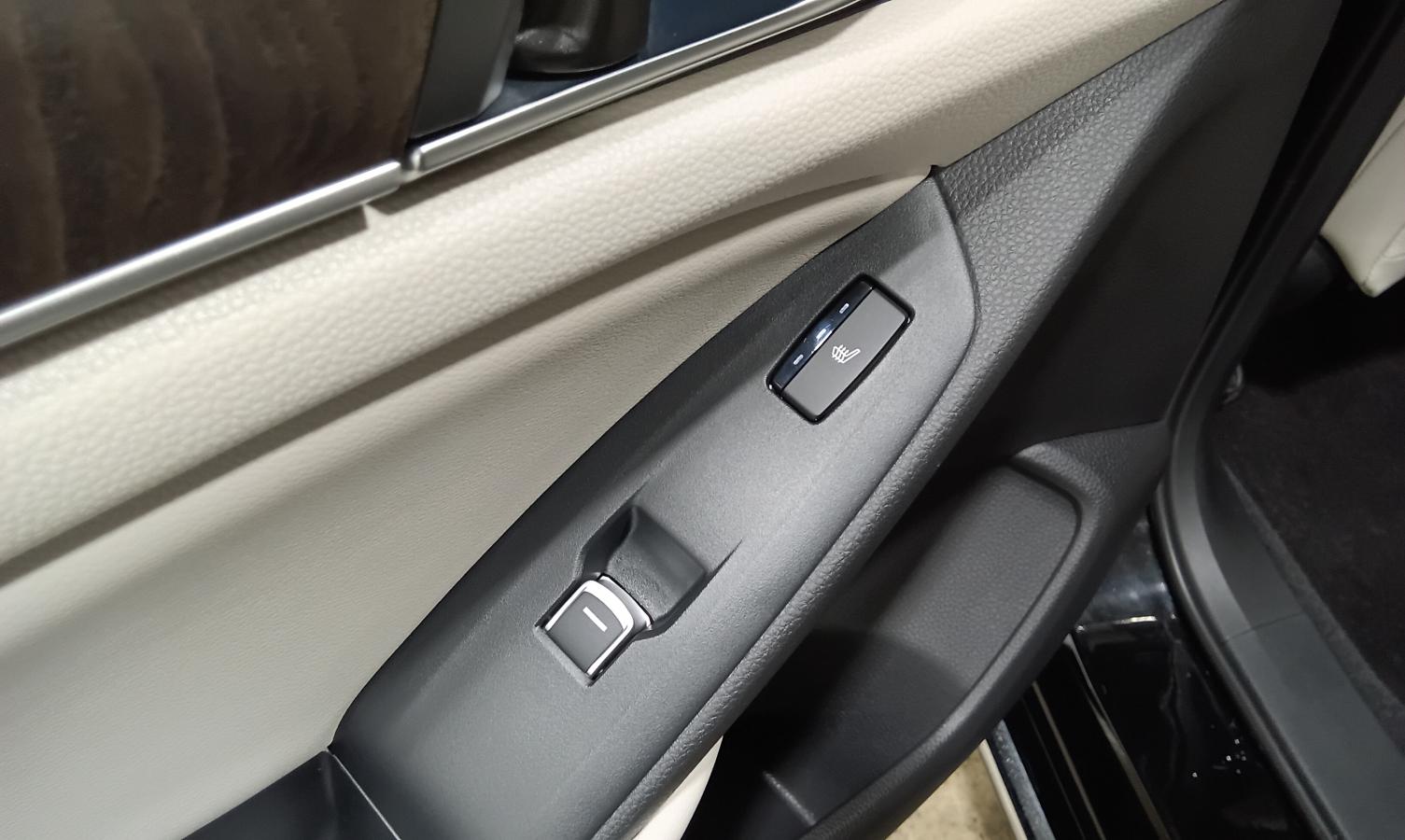 2018 Honda Accord Sedan - Image 34