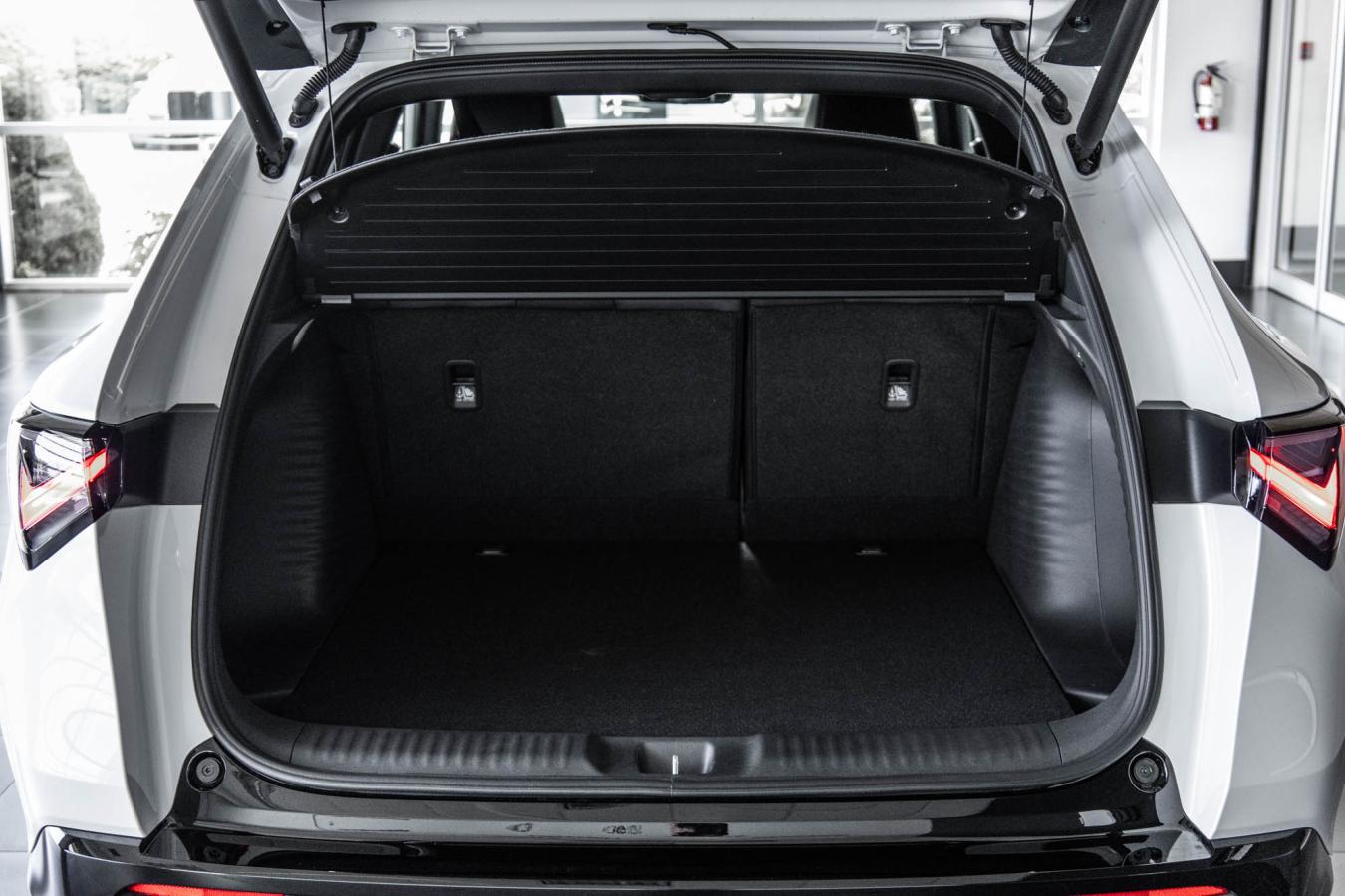 2026 Acura ADX - Image 11