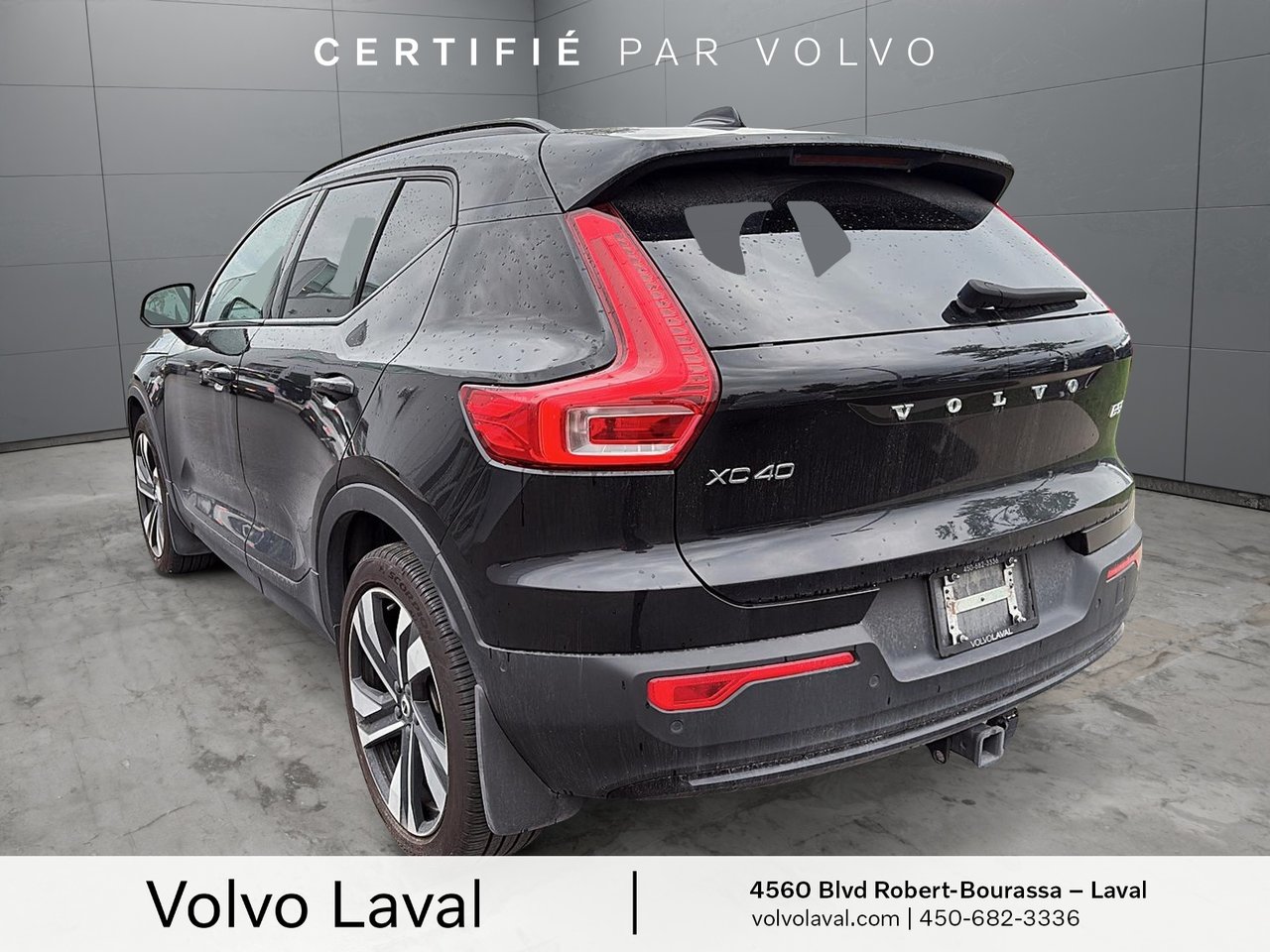 2025 Volvo XC40 - Image 4