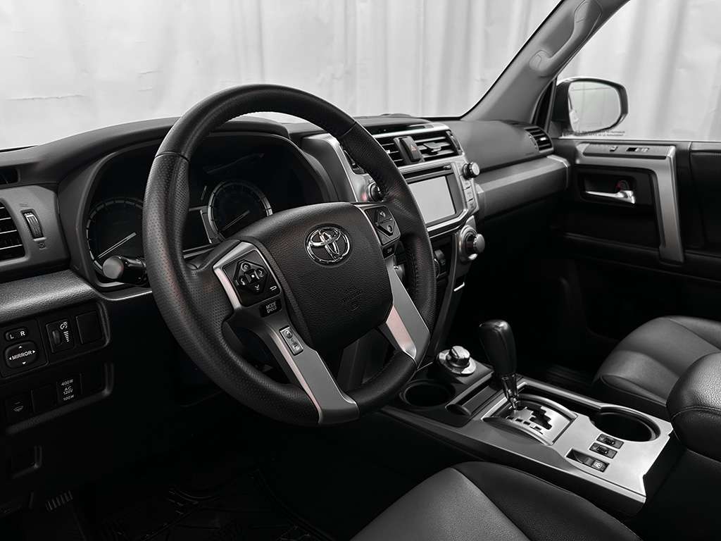 2019 Toyota 4Runner - Image 8