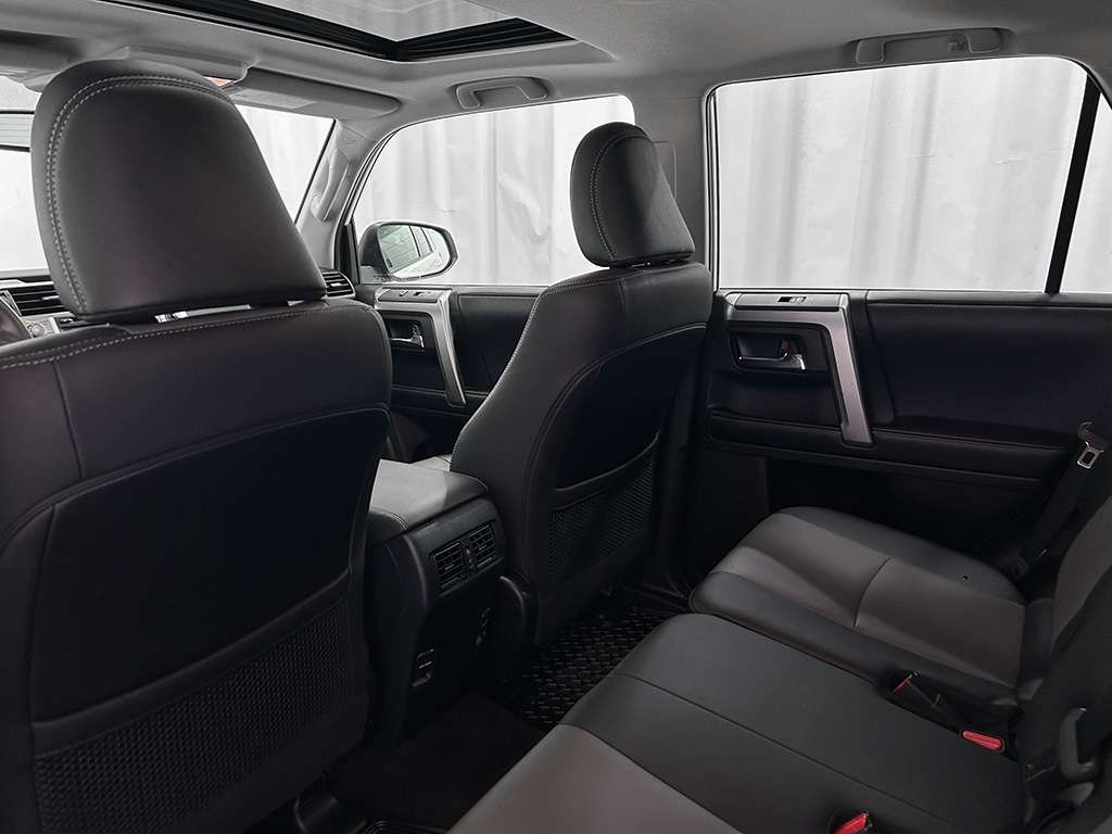 2019 Toyota 4Runner - Image 16