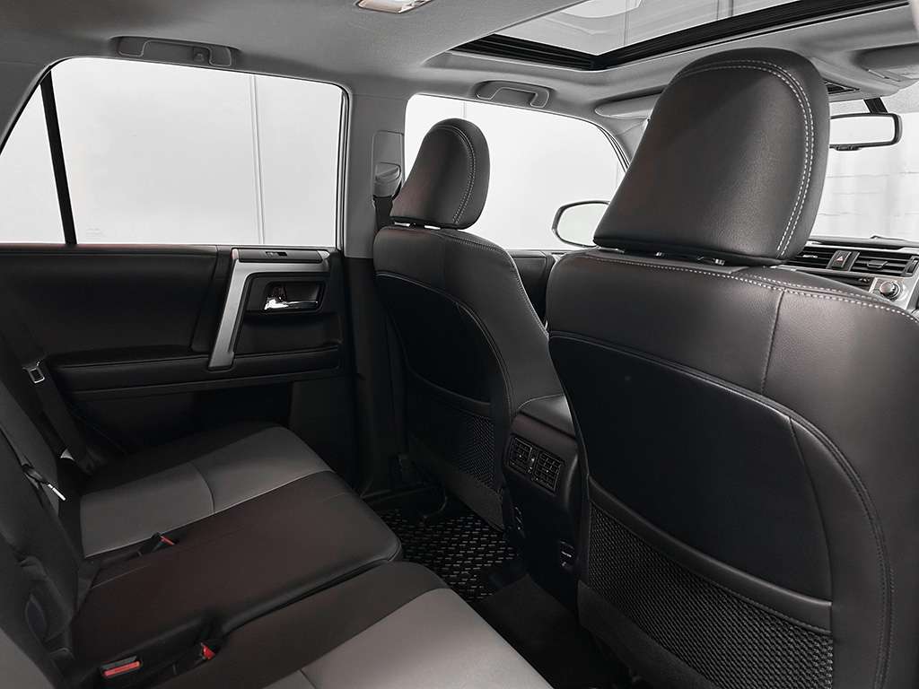 2019 Toyota 4Runner - Image 18