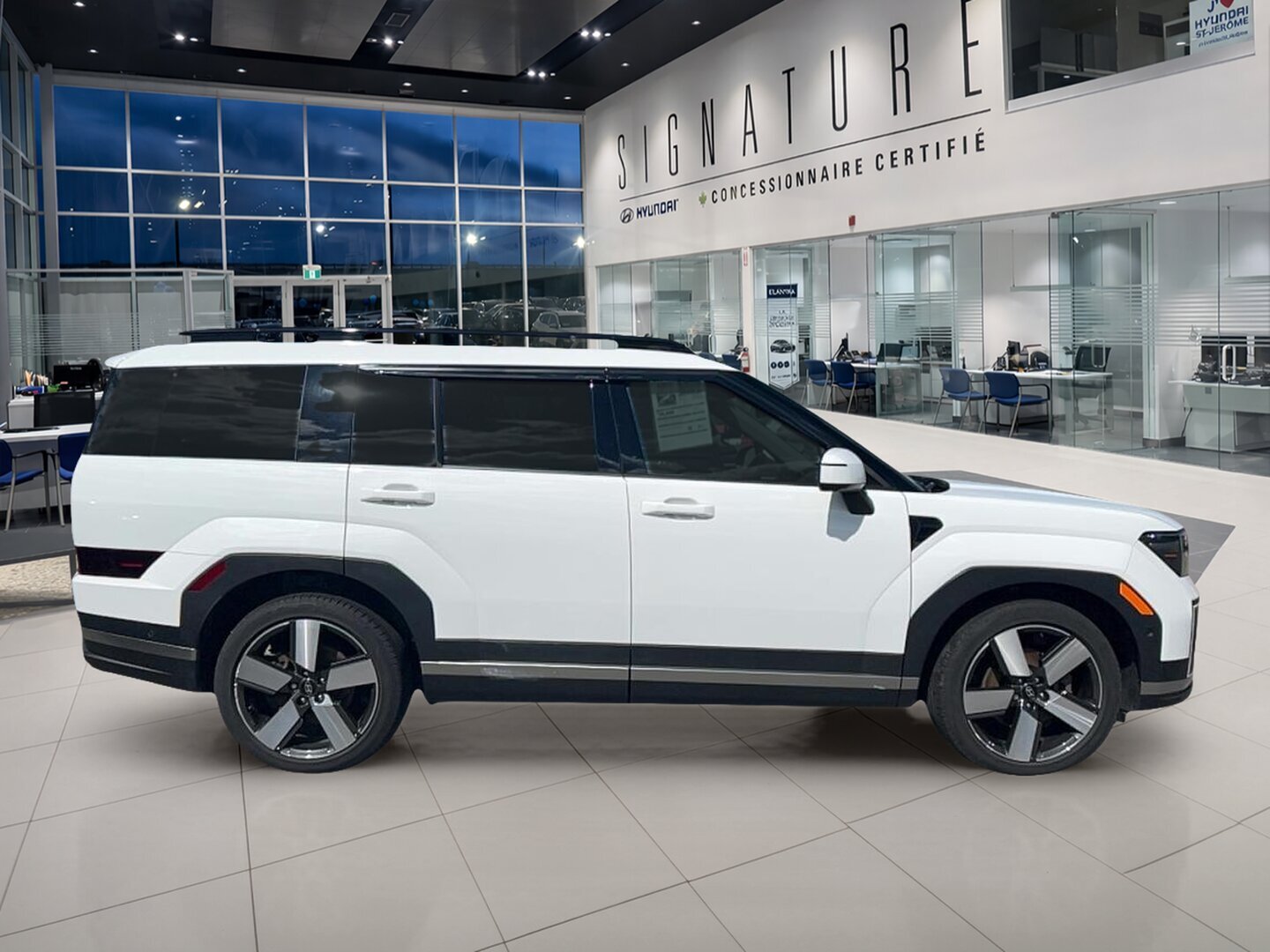 2024 Hyundai Santa Fe - Image 4