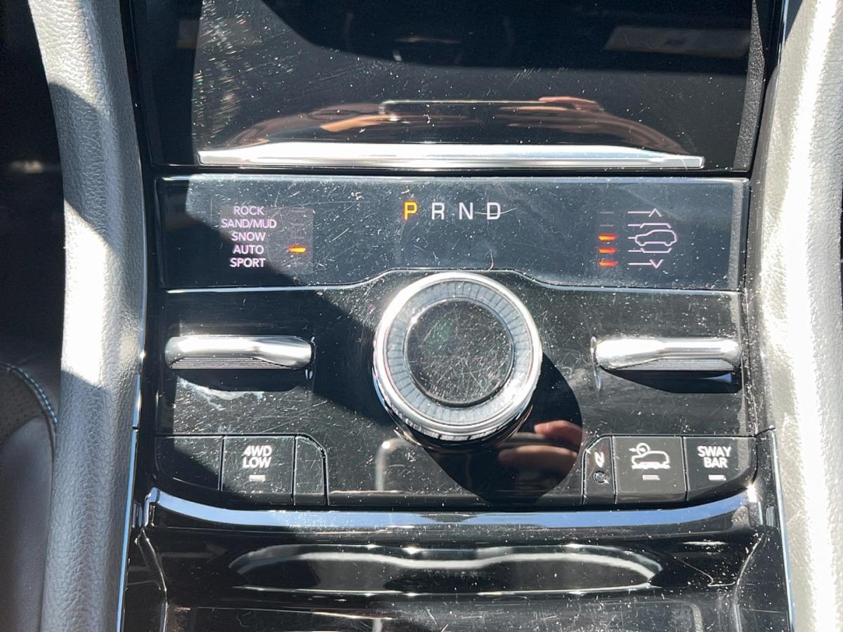 2022 Jeep Grand Cherokee 4xe - Image 32