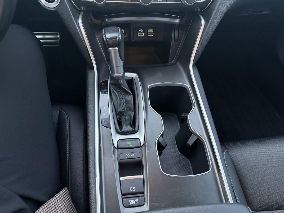 2021 Honda Accord Sedan - Image 14