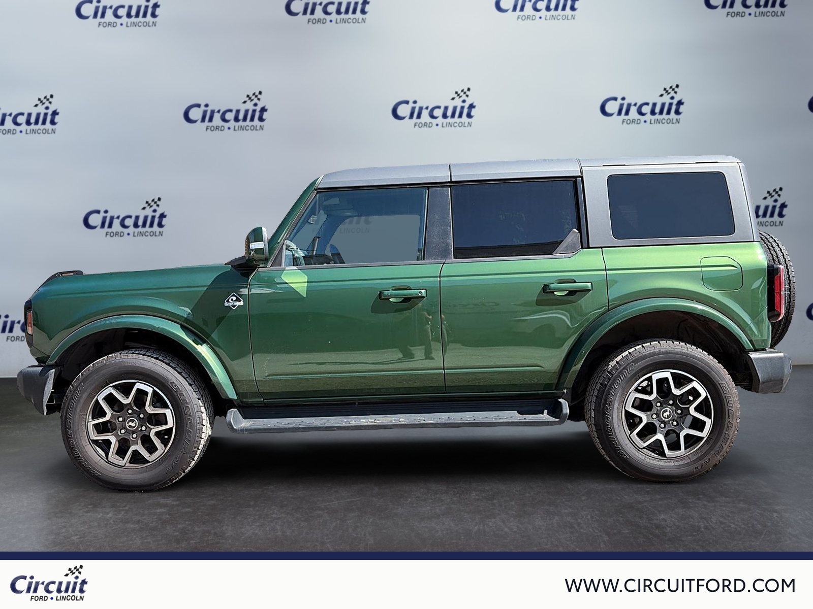 2025 Ford Bronco - Image 6