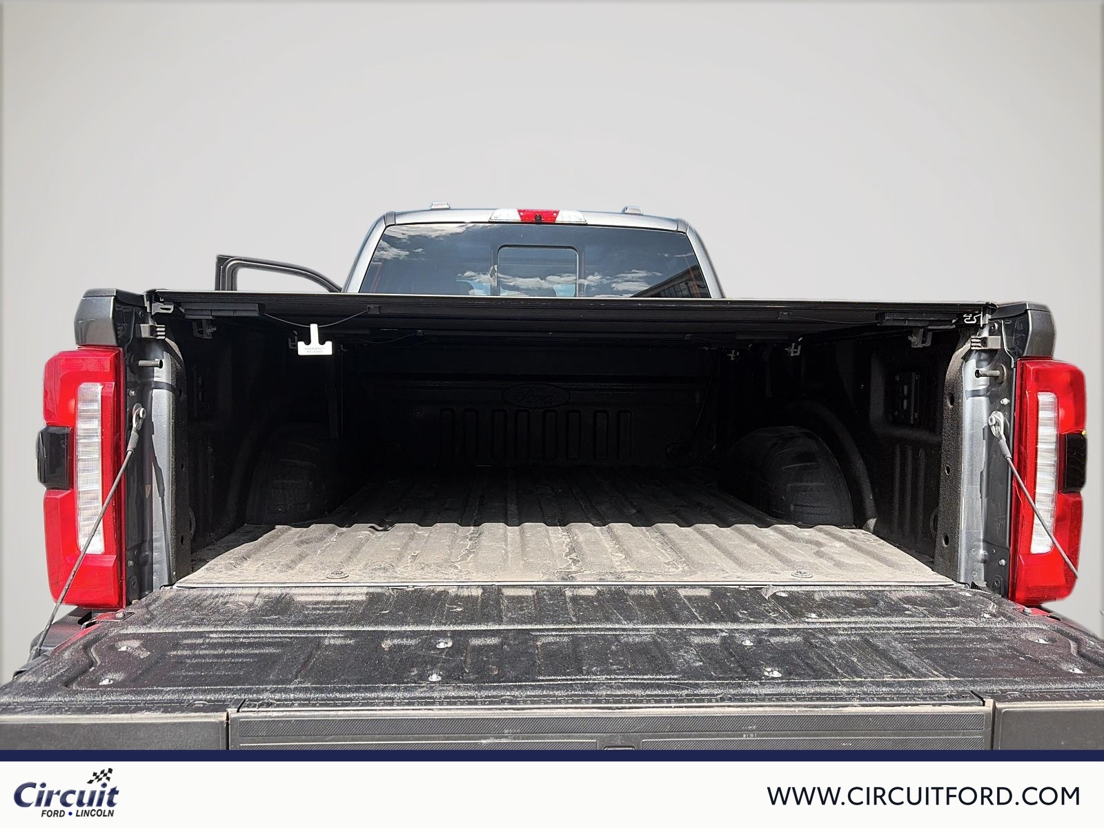 2025 Ford Super Duty F-250 SRW - Image 16