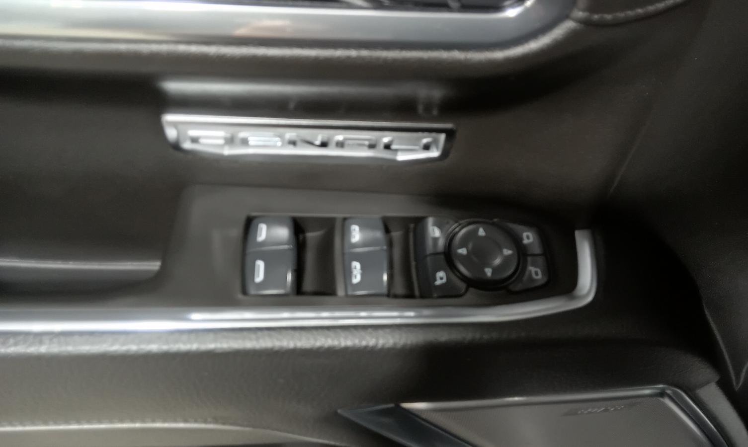2025 GMC Sierra 1500 - Image 30