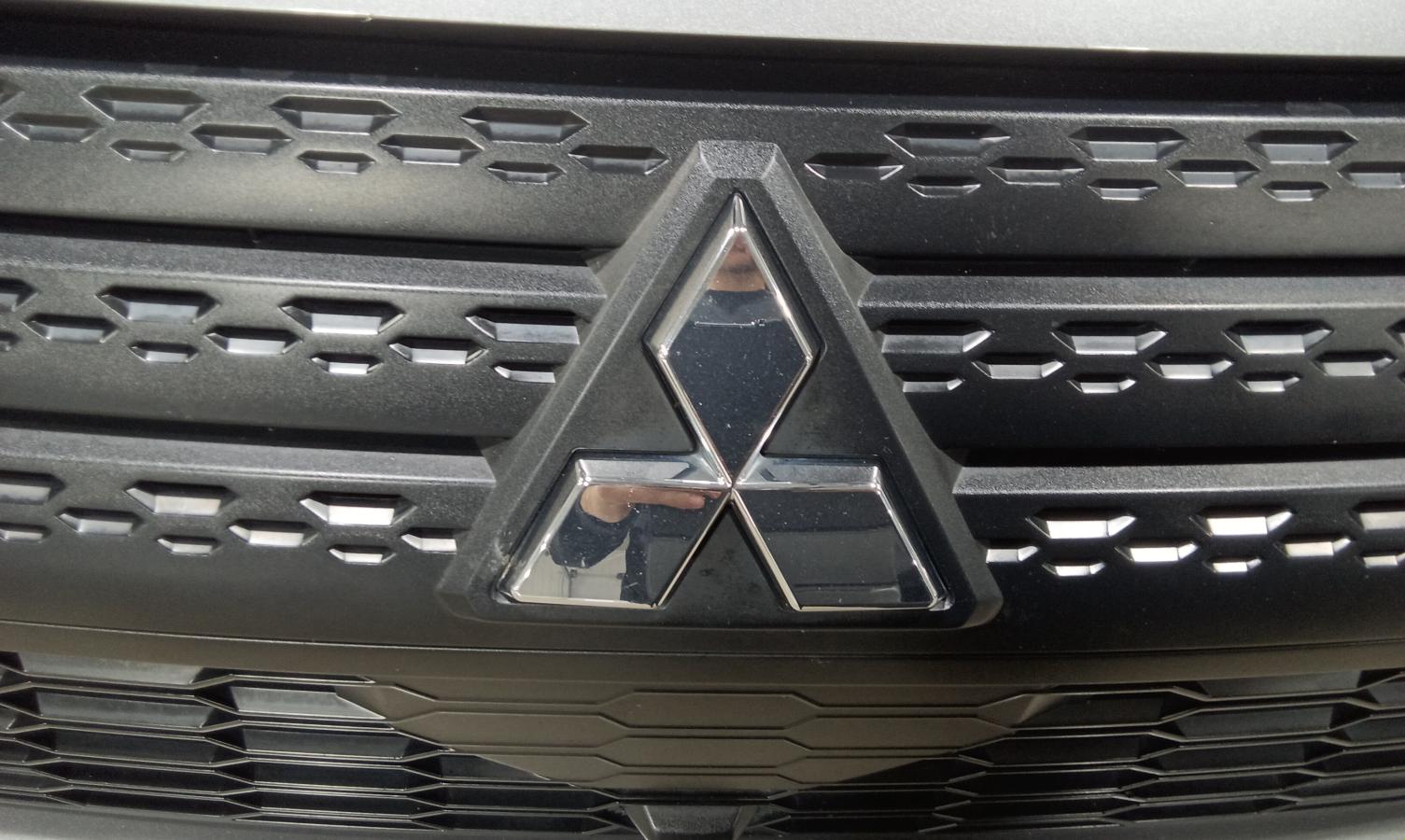 2022 Mitsubishi Eclipse Cross - Image 8