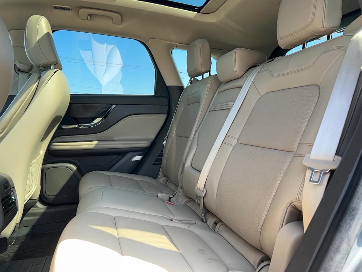 2021 Lincoln Corsair - Image 17