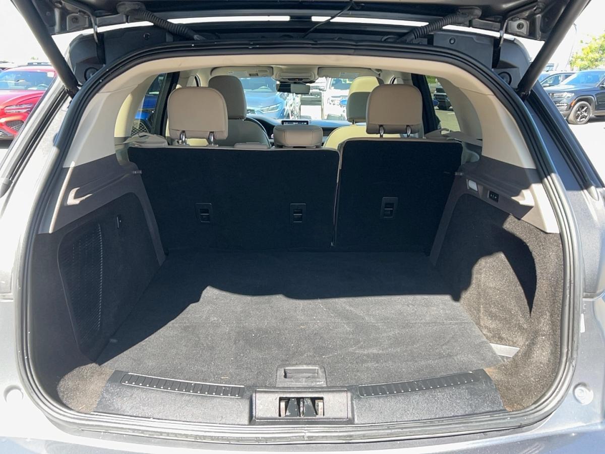 2021 Lincoln Corsair - Image 20