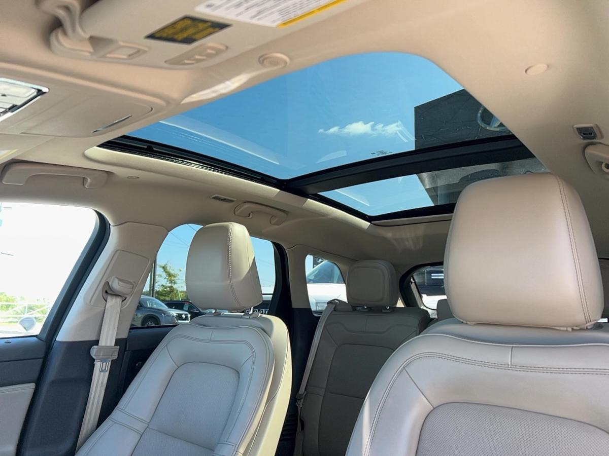 2021 Lincoln Corsair - Image 30