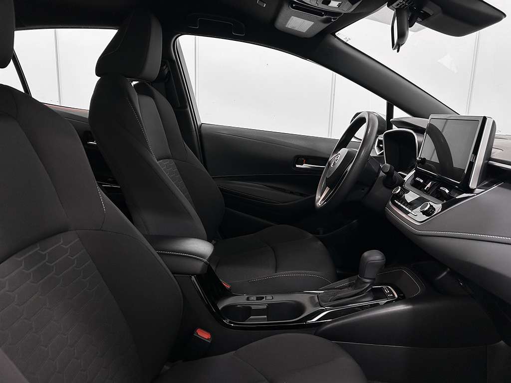 2024 Toyota Corolla - Image 20